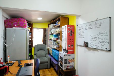 Casa à venda com 139m², 4 quartos e 2 vagasQuarto 3