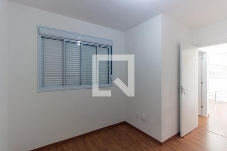 Quarto 1 de apartamento para alugar com 2 quartos, 50m² em Vila Metalúrgica, São Paulo