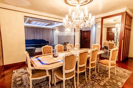 Casa para alugar com 1300m², 6 quartos e 6 vagas Casa para alugar com 1300m², 6 quartos e 6 vagasSala de Jantar