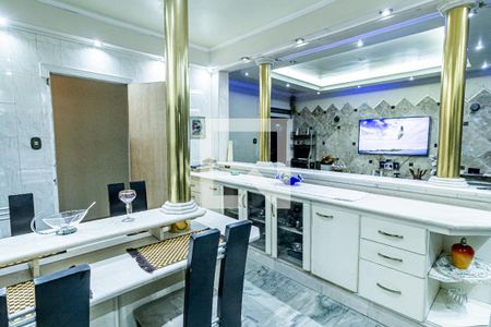 Casa para alugar com 1300m², 6 quartos e 6 vagas Casa para alugar com 1300m², 6 quartos e 6 vagasCozinha 1