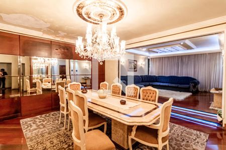 Casa para alugar com 1300m², 6 quartos e 6 vagas Casa para alugar com 1300m², 6 quartos e 6 vagasSala de Jantar