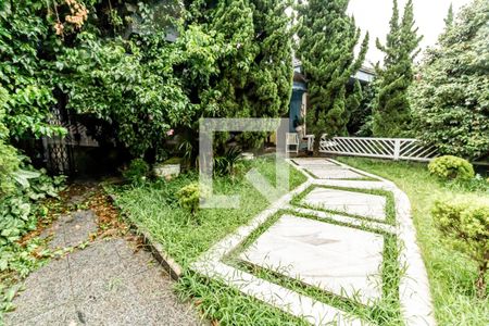 Casa para alugar com 1300m², 6 quartos e 6 vagas Casa para alugar com 1300m², 6 quartos e 6 vagasJardim de entrada