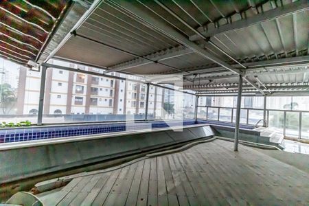 Casa para alugar com 1300m², 6 quartos e 6 vagas Casa para alugar com 1300m², 6 quartos e 6 vagasPiscina