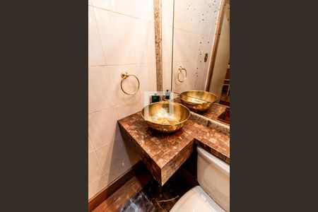 Casa para alugar com 1300m², 6 quartos e 6 vagas Casa para alugar com 1300m², 6 quartos e 6 vagasBanheiro 1