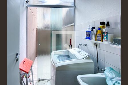 Casa de condomínio à venda com 68m², 2 quartos e 2 vagasÁrea de Serviço