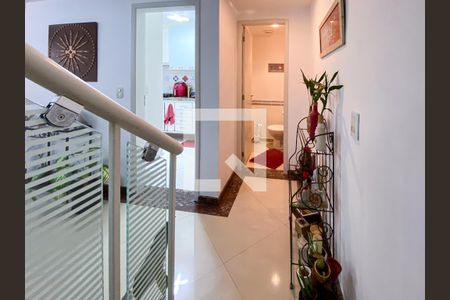 Casa de condomínio à venda com 68m², 2 quartos e 2 vagasCorredor