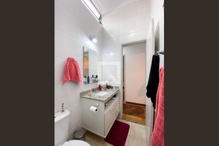 Casa de condomínio à venda com 68m², 2 quartos e 2 vagasBanheiro