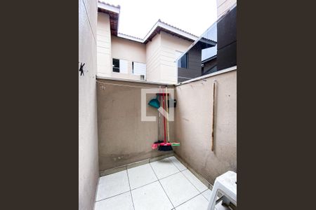 Casa de condomínio à venda com 68m², 2 quartos e 2 vagasÁrea externa