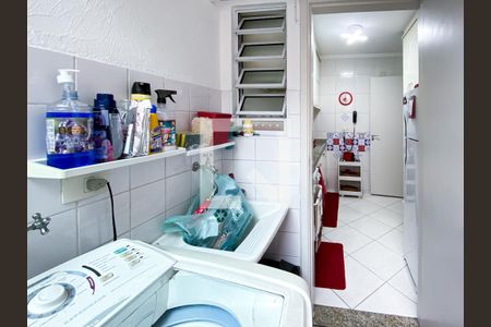 Casa de condomínio à venda com 68m², 2 quartos e 2 vagasÁrea de Serviço