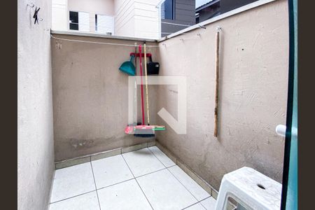 Casa de condomínio à venda com 68m², 2 quartos e 2 vagasÁrea externa