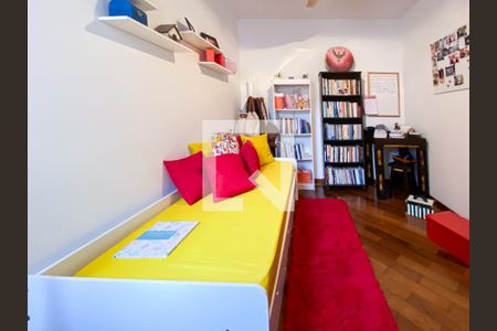 Casa de condomínio à venda com 68m², 2 quartos e 2 vagasQuarto 1