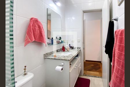 Casa de condomínio à venda com 68m², 2 quartos e 2 vagasBanheiro