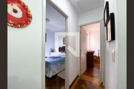 Corredor de casa de condomínio para alugar com 2 quartos, 68m² em Jardim Sarah, São Paulo