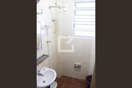 Banheiro de apartamento para alugar com 1 quarto, 41m² em Gonzaguinha, São Vicente