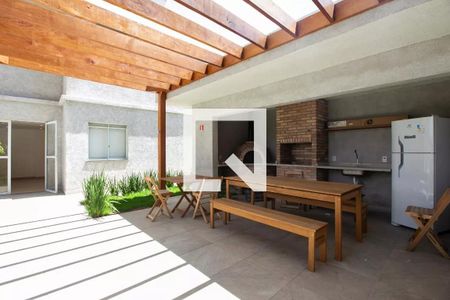 Apartamento à venda com 38m², 2 quartos e 1 vaga Apartamento à venda com 38m², 2 quartos e 1 vagaÁrea comum - Churrasqueira