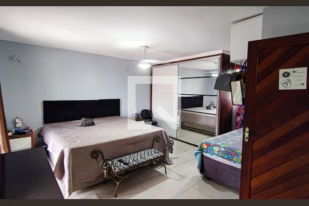 Casa à venda com 240m², 5 quartos e 3 vagasquarto 4