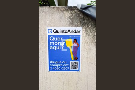 Casa à venda com 240m², 5 quartos e 3 vagasplaquinha 