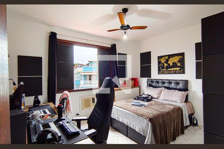 Casa à venda com 240m², 5 quartos e 3 vagasquarto 2