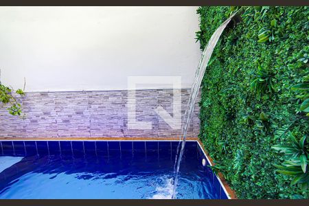 Casa à venda com 240m², 5 quartos e 3 vagaspiscina