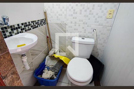 Casa à venda com 240m², 5 quartos e 3 vagaslavabo externo