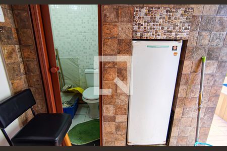 Casa à venda com 240m², 5 quartos e 3 vagaslavabo externo