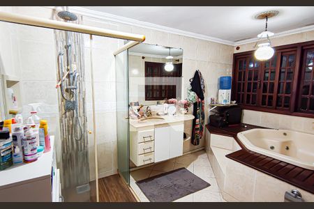 Casa à venda com 240m², 5 quartos e 3 vagasbanheiro quarto 4