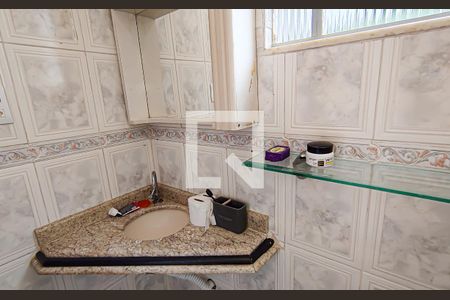 Casa à venda com 240m², 5 quartos e 3 vagasbanheiro social