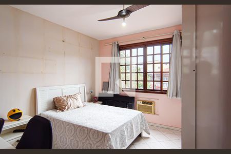 Casa à venda com 240m², 5 quartos e 3 vagasquarto 1