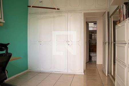 Quarto 1 de apartamento à venda com 3 quartos, 129m² em Laranjeiras, Rio de Janeiro