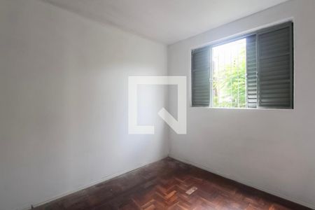 Quarto 2 de apartamento para alugar com 2 quartos, 50m² em Rubem Berta, Porto Alegre