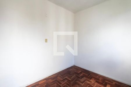 Quarto 1 de apartamento para alugar com 2 quartos, 50m² em Rubem Berta, Porto Alegre