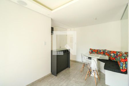 Sala de apartamento à venda com 2 quartos, 46m² em Campestre, Santo André