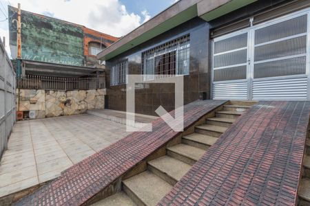 Casa à venda com 13m², 3 quartos e 6 vagas Casa à venda com 13m², 3 quartos e 6 vagasGaragem