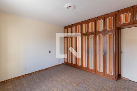 Casa à venda com 13m², 3 quartos e 6 vagas Casa à venda com 13m², 3 quartos e 6 vagasQuarto 2