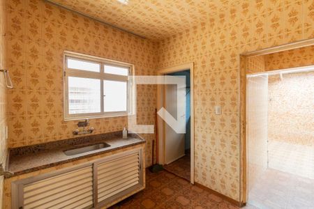 Casa à venda com 13m², 3 quartos e 6 vagas Casa à venda com 13m², 3 quartos e 6 vagasÁrea de Serviço