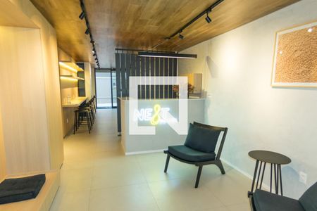 Apartamento para alugar com 64m², 2 quartos e sem vaga