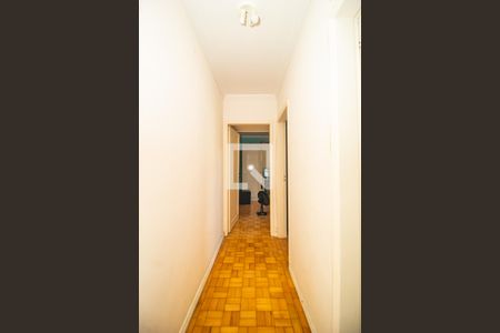 Apartamento à venda com 70m², 2 quartos e sem vagaCorredor