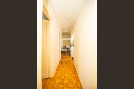 Apartamento à venda com 70m², 2 quartos e sem vagaCorredor