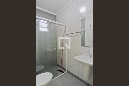 Casa à venda com 104m², 3 quartos e 2 vagas Casa à venda com 104m², 3 quartos e 2 vagasBanheiro