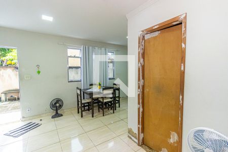 Sala de apartamento à venda com 3 quartos, 140m² em Vaz Lobo, Rio de Janeiro