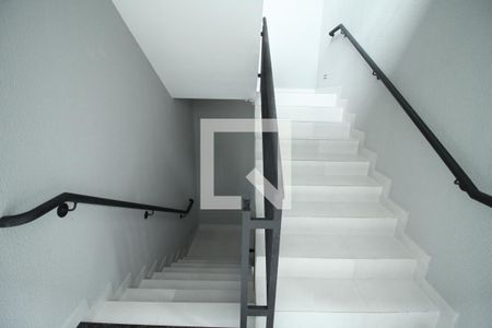 Corredor  de apartamento para alugar com 1 quarto, 35m² em Água Rasa, São Paulo