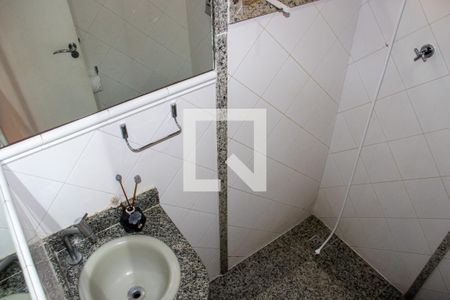 Casa de condomínio à venda com 360m², 4 quartos e 3 vagasBanheiro externo