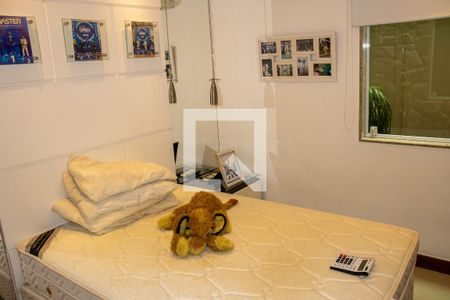 Casa de condomínio à venda com 360m², 4 quartos e 3 vagasQuarto 2