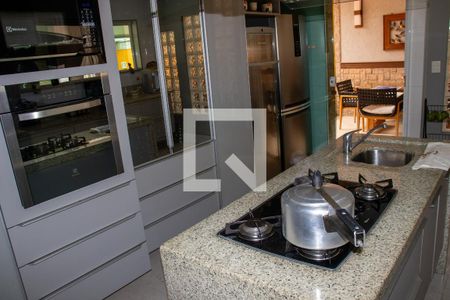 Casa de condomínio à venda com 360m², 4 quartos e 3 vagasCozinha