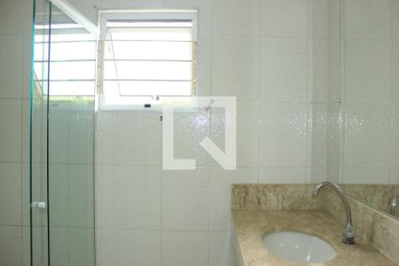 Casa à venda com 180m², 3 quartos e sem vagaBanheiro da Suíte