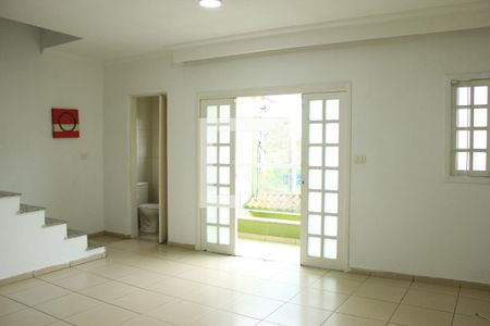 Sala de casa para alugar com 3 quartos, 180m² em Pq Continental 2, Guarulhos
