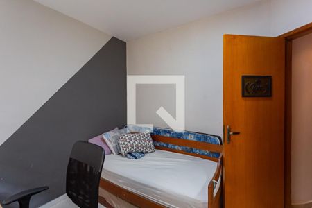 Quarto 1 de apartamento para alugar com 2 quartos, 95m² em Pirajá, Belo Horizonte