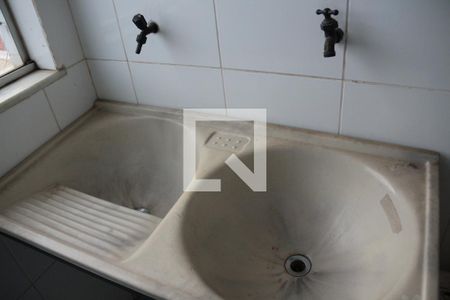 Apartamento à venda com 76m², 3 quartos e 1 vagaÁrea de Serviço