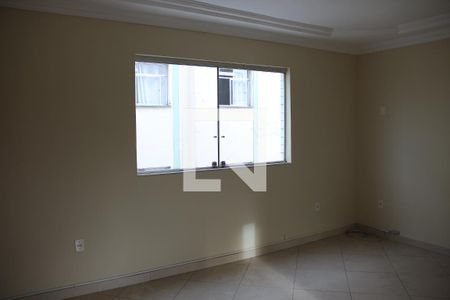 Sala de apartamento para alugar com 2 quartos, 76m² em Novo Eldorado, Contagem