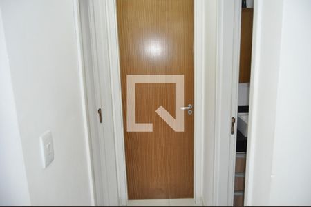 Corredor de apartamento à venda com 2 quartos, 50m² em Del Castilho, Rio de Janeiro